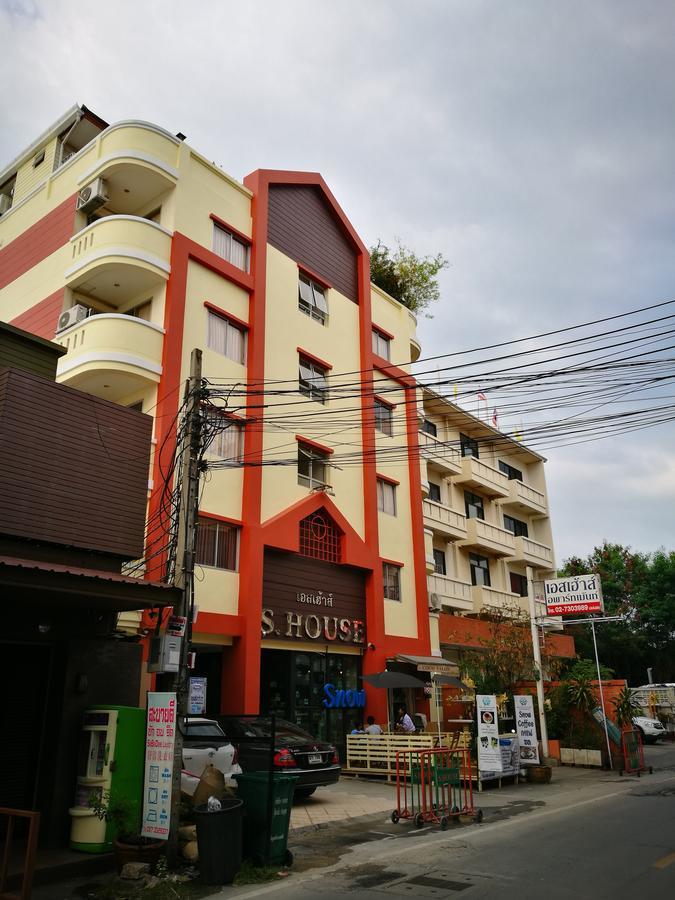 The Hubitat Hostel Ban Khlong Nang Li Екстериор снимка