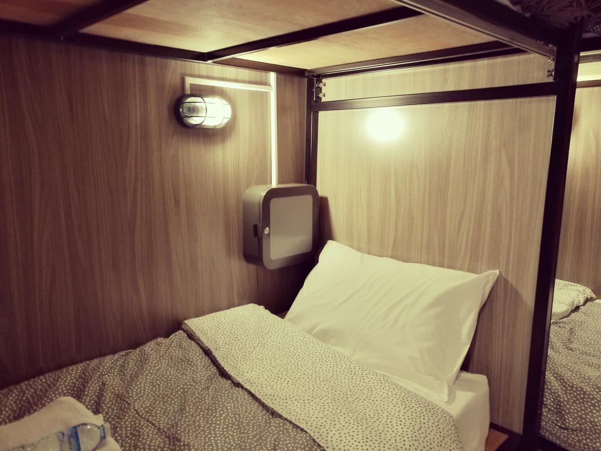 The Hubitat Hostel Ban Khlong Nang Li Екстериор снимка