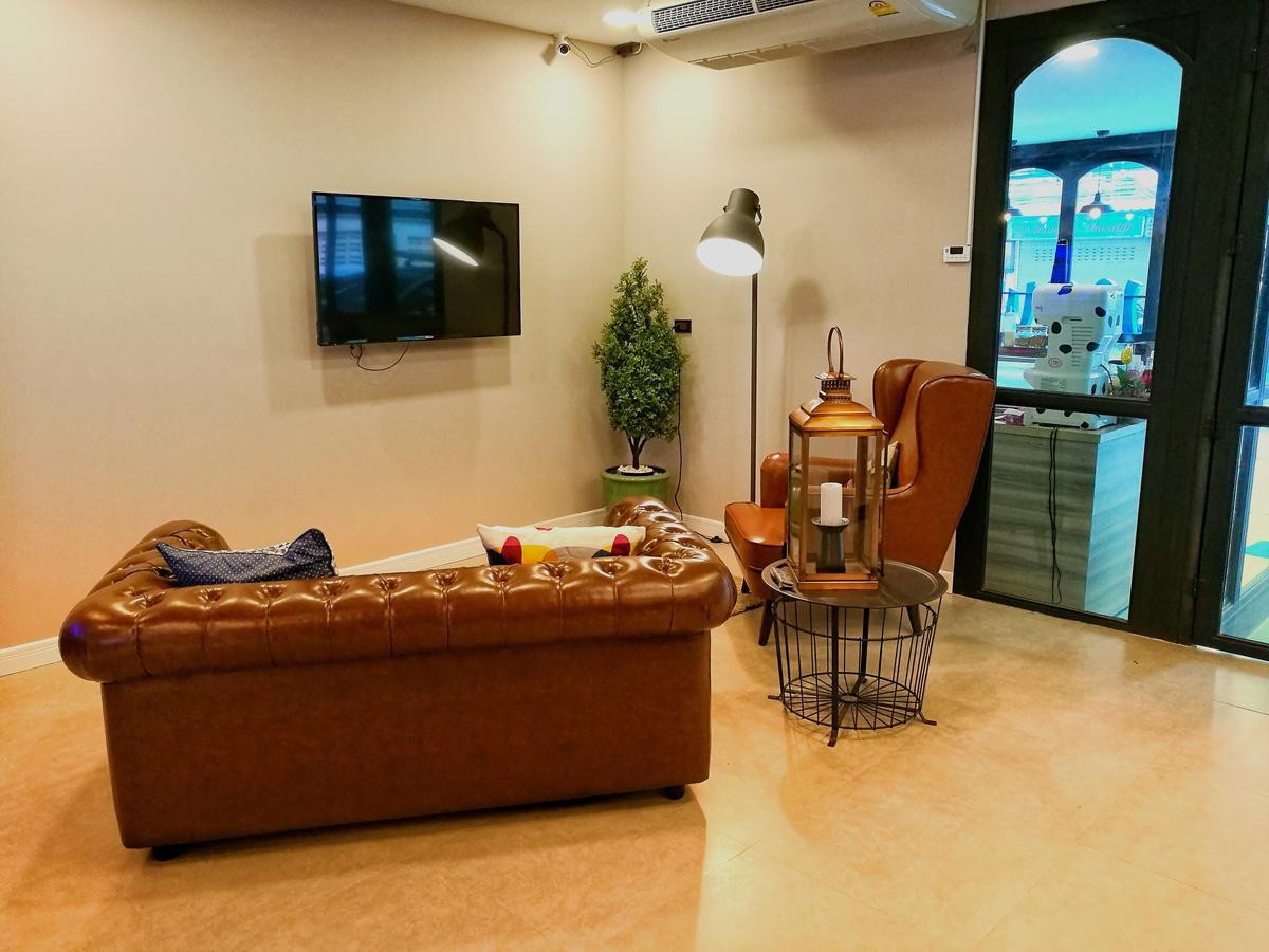 The Hubitat Hostel Ban Khlong Nang Li Екстериор снимка