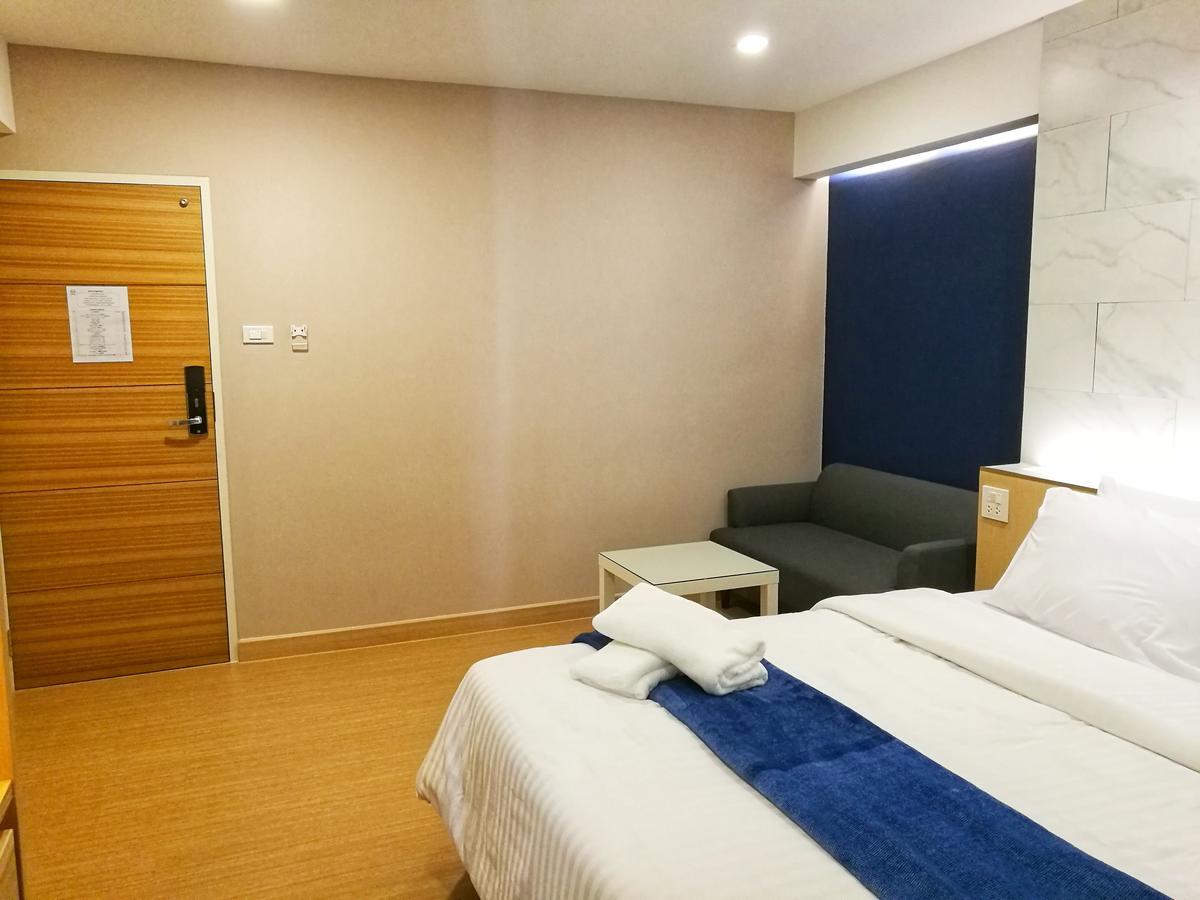 The Hubitat Hostel Ban Khlong Nang Li Екстериор снимка